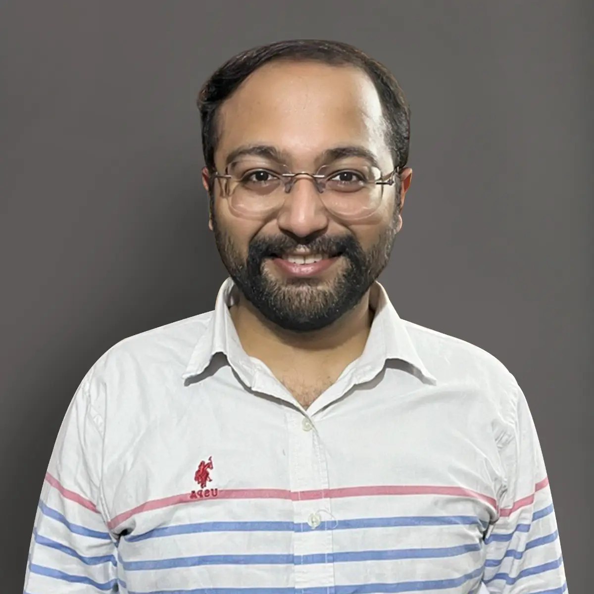 Headshot of Abhi Garg